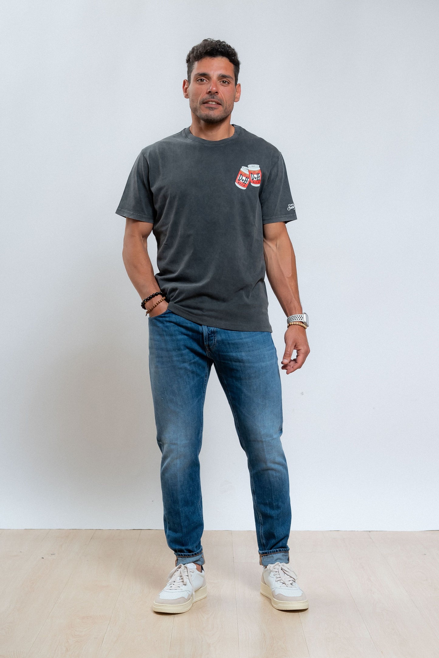 mc2 saint barth t-shirt nera con stampa birra duff, intero