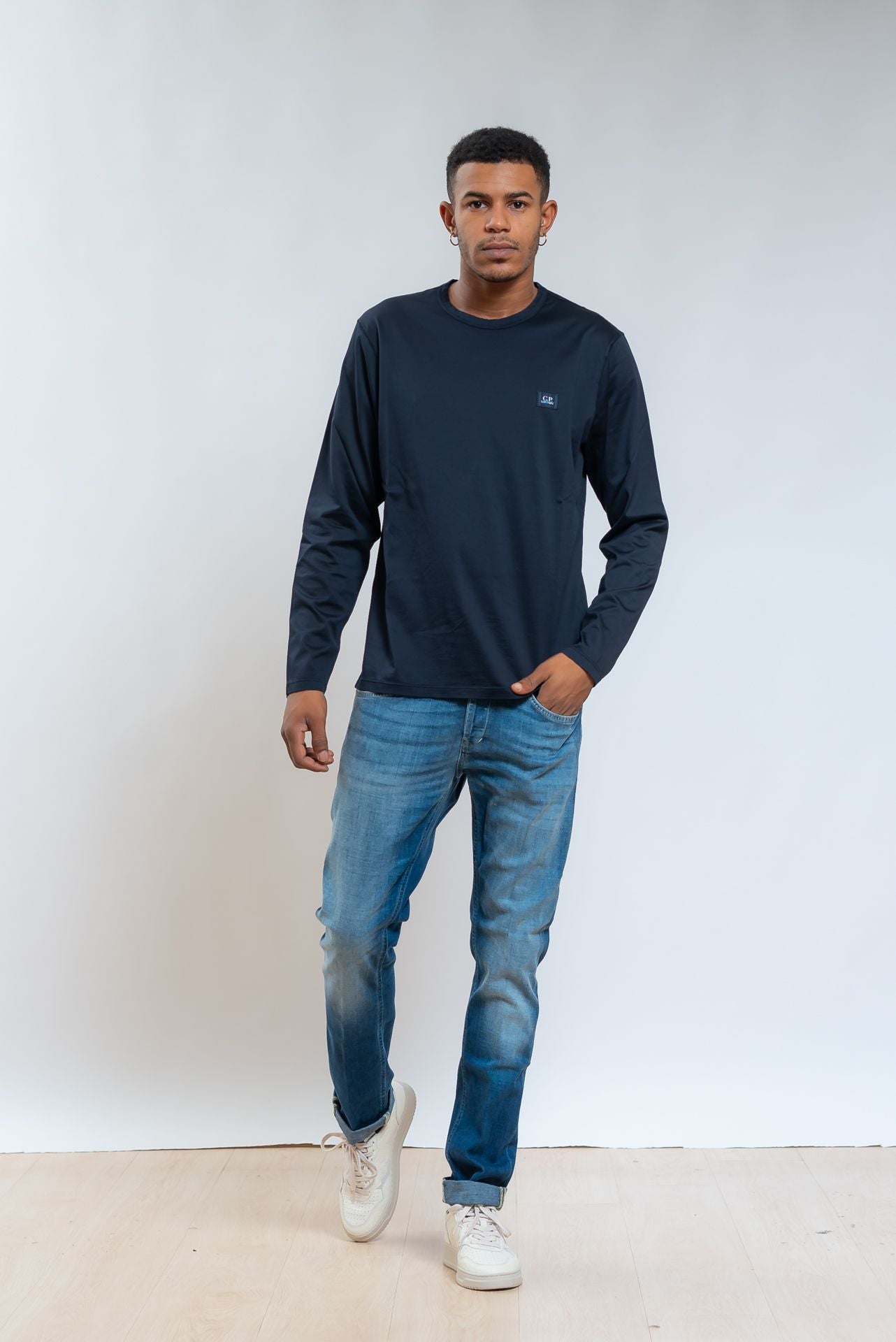 Cp company T-shirt a girocollo in jersey di cotone blu, intero