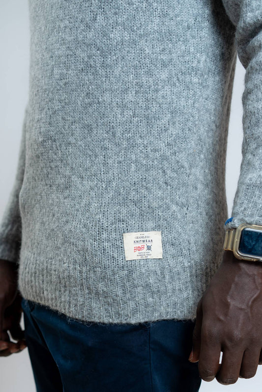 Bob Company Maglione Will a Girocollo In lana Grigia, dettaglio