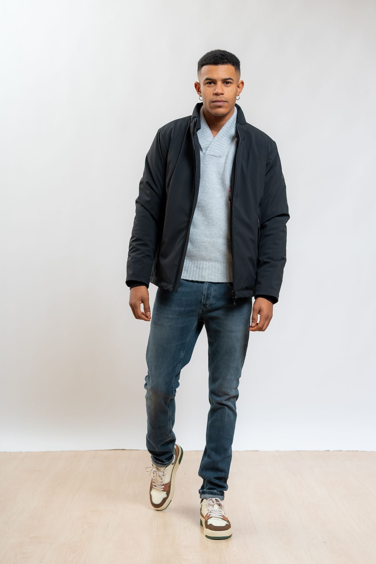 Giubbotto Aki/SC in Tessuto Tecnico Nero