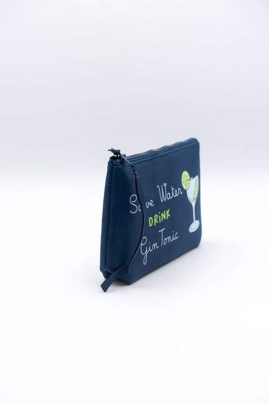 Pochette di mc2 saint bart modello aline w drink gin con scritta "save water drink gin tonic" - visuale laterale