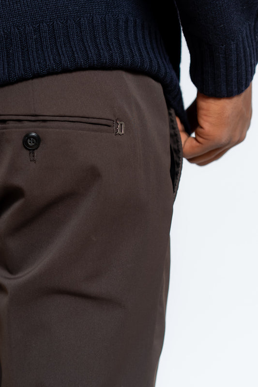Pantaloni Gaubert in Tessuto Tecnico Marrone