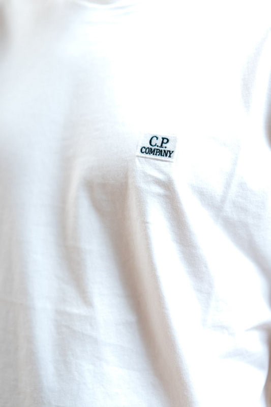cp company uomo t-shirt bianca a girocollo con logo, dettaglio