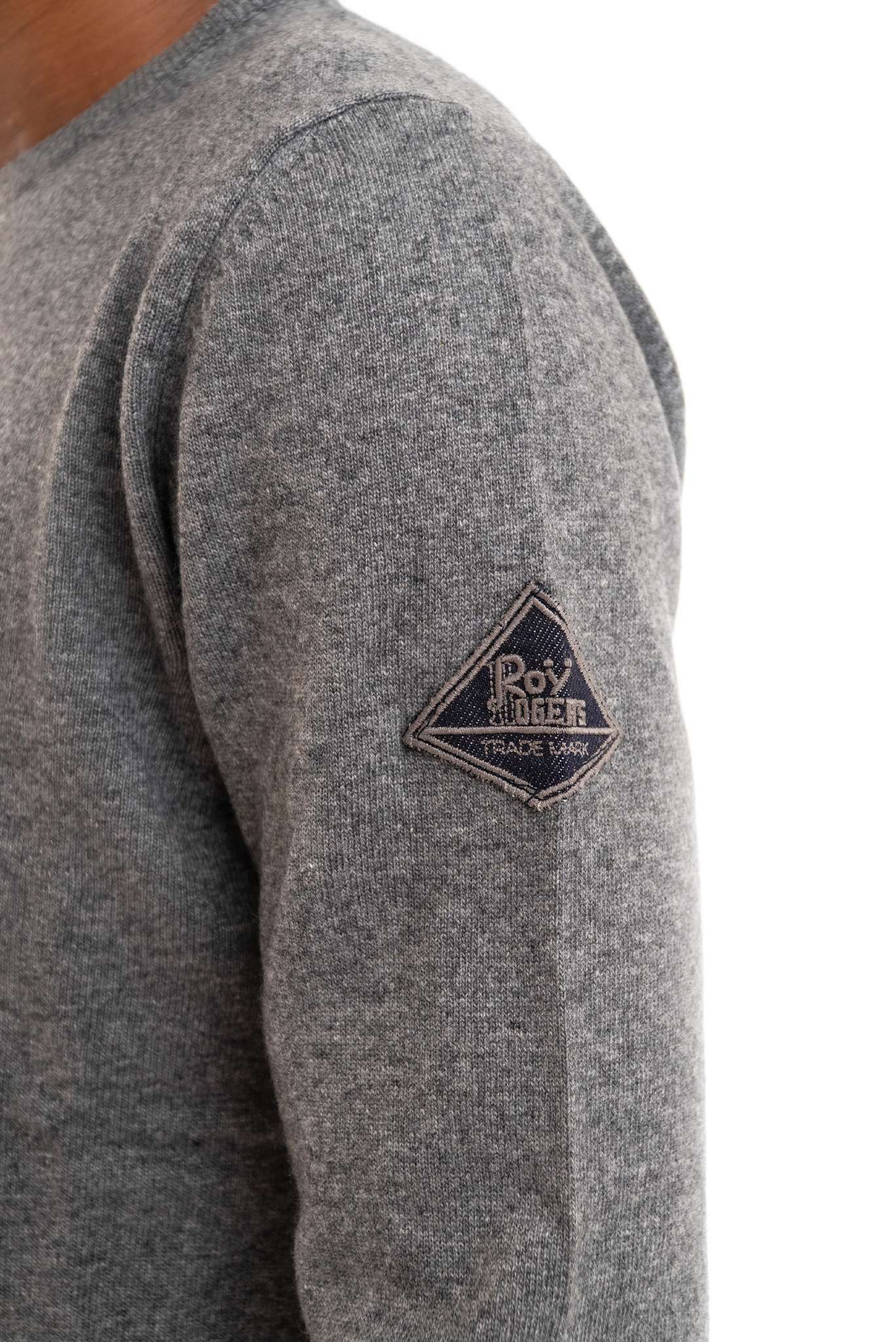 Maglione Grigio in Lana con Toppa