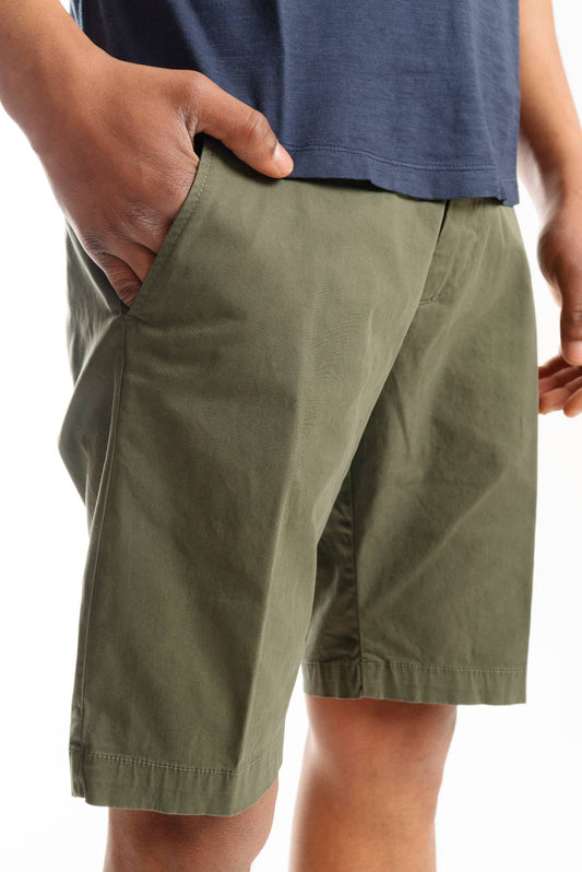 Bermuda Verde Militare in Gabardina di Cotone