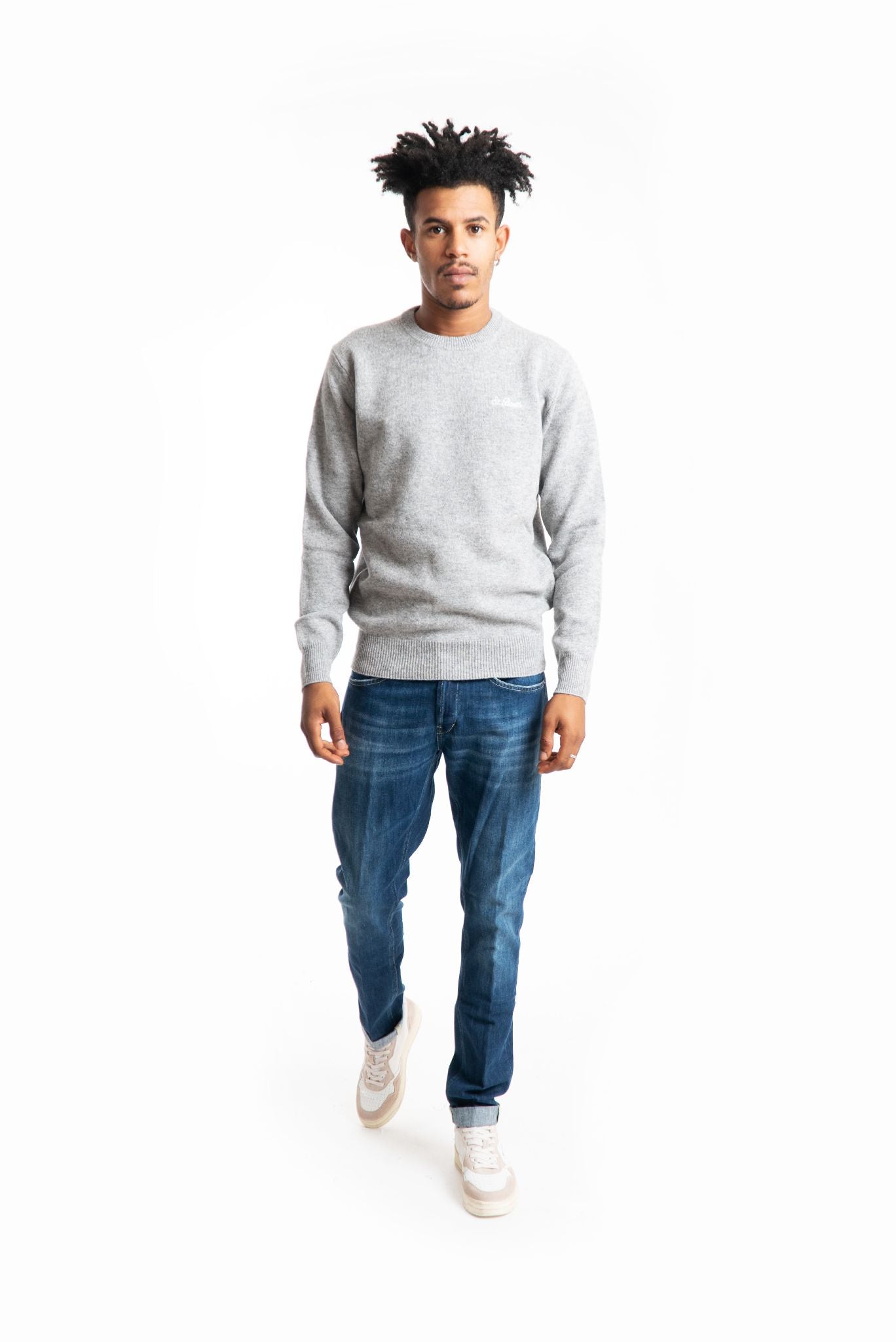 mc2 saint barth uomo maglione grigio in pura lana con logo st barth ricamato sul petto, intero