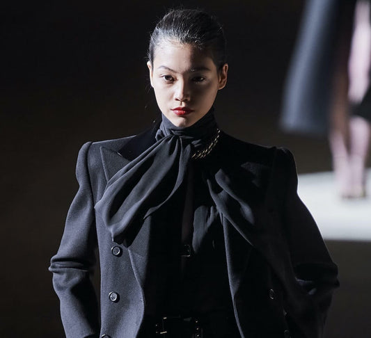 Come Indossare il look Total black (con Stile)