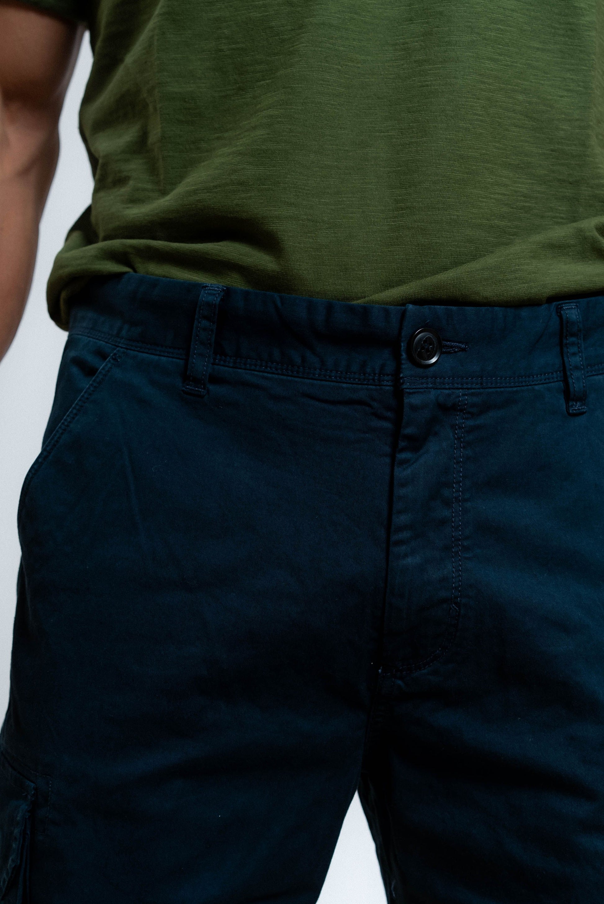 bermuda uomo sun68 con tasconi military solid, dettaglio