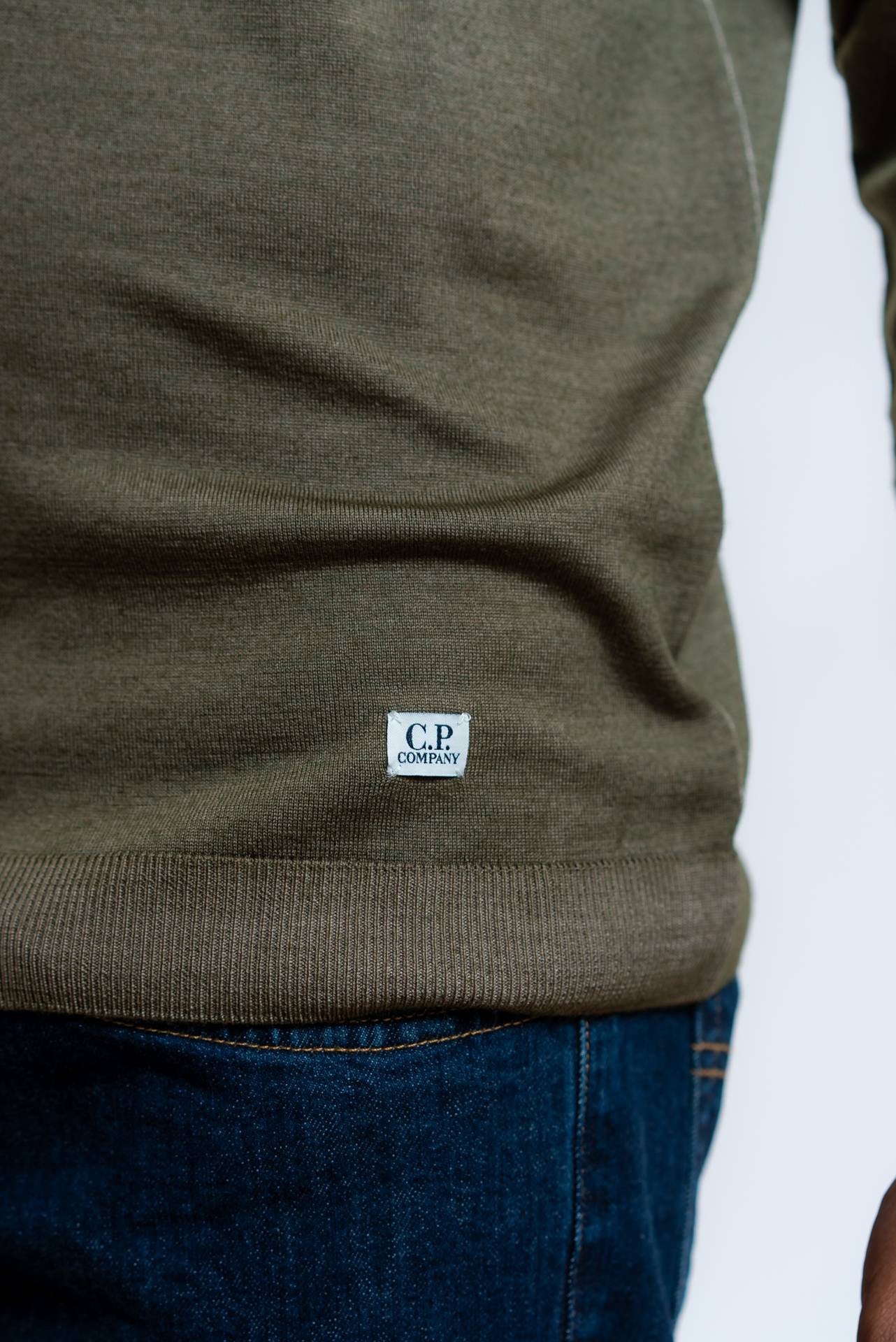 Cp Company Maglia verde a girocollo in lana merino, dettaglio 1