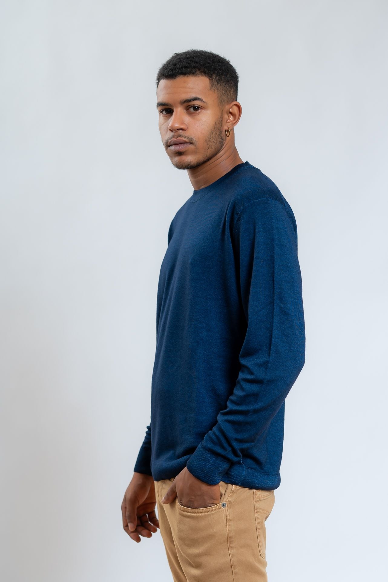 cp company maglia blu a girocollo in lana merino, lato