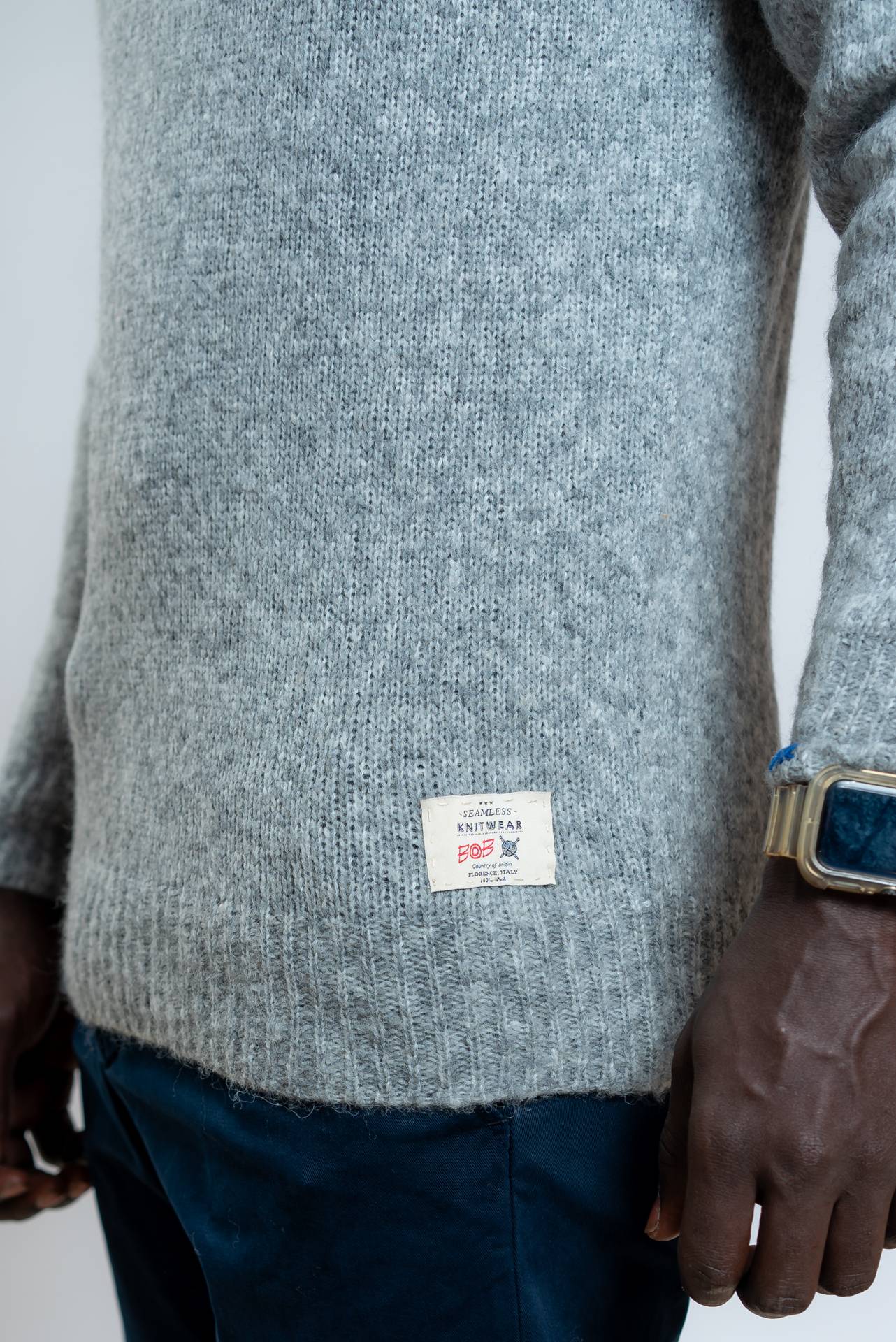 Bob Company Maglione Will a Girocollo In lana Grigia, dettaglio