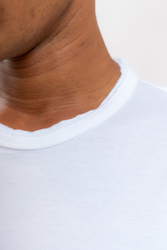 Dondup uomo T-shirt Bianca in Cotone con Girocollo a Taglio Vivo, dettaglio