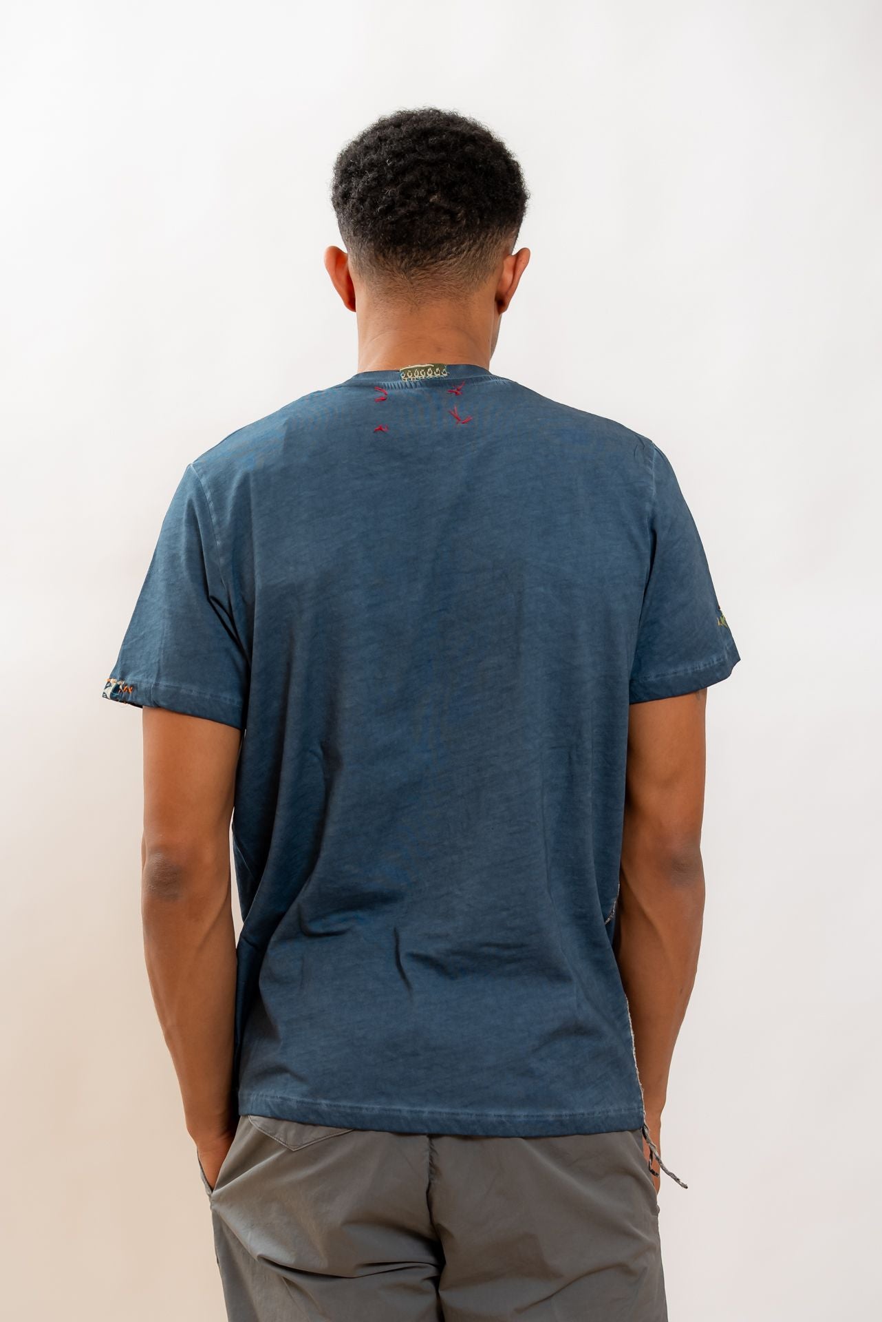 Bob Company T-shirt Even in Cotone Blu con Ricami, retro