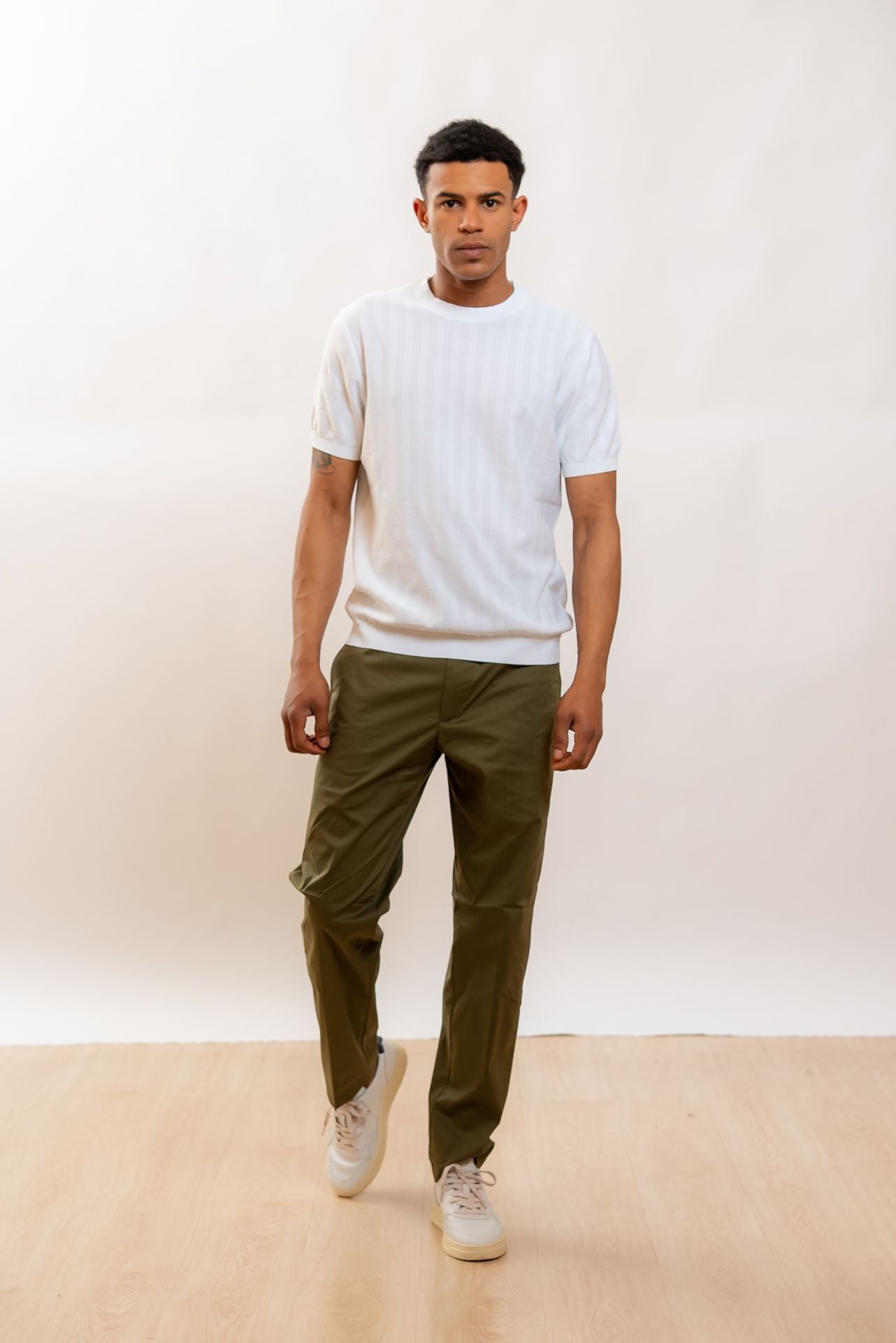 White Sand Pantalone Greg in Popeline Verde, intero