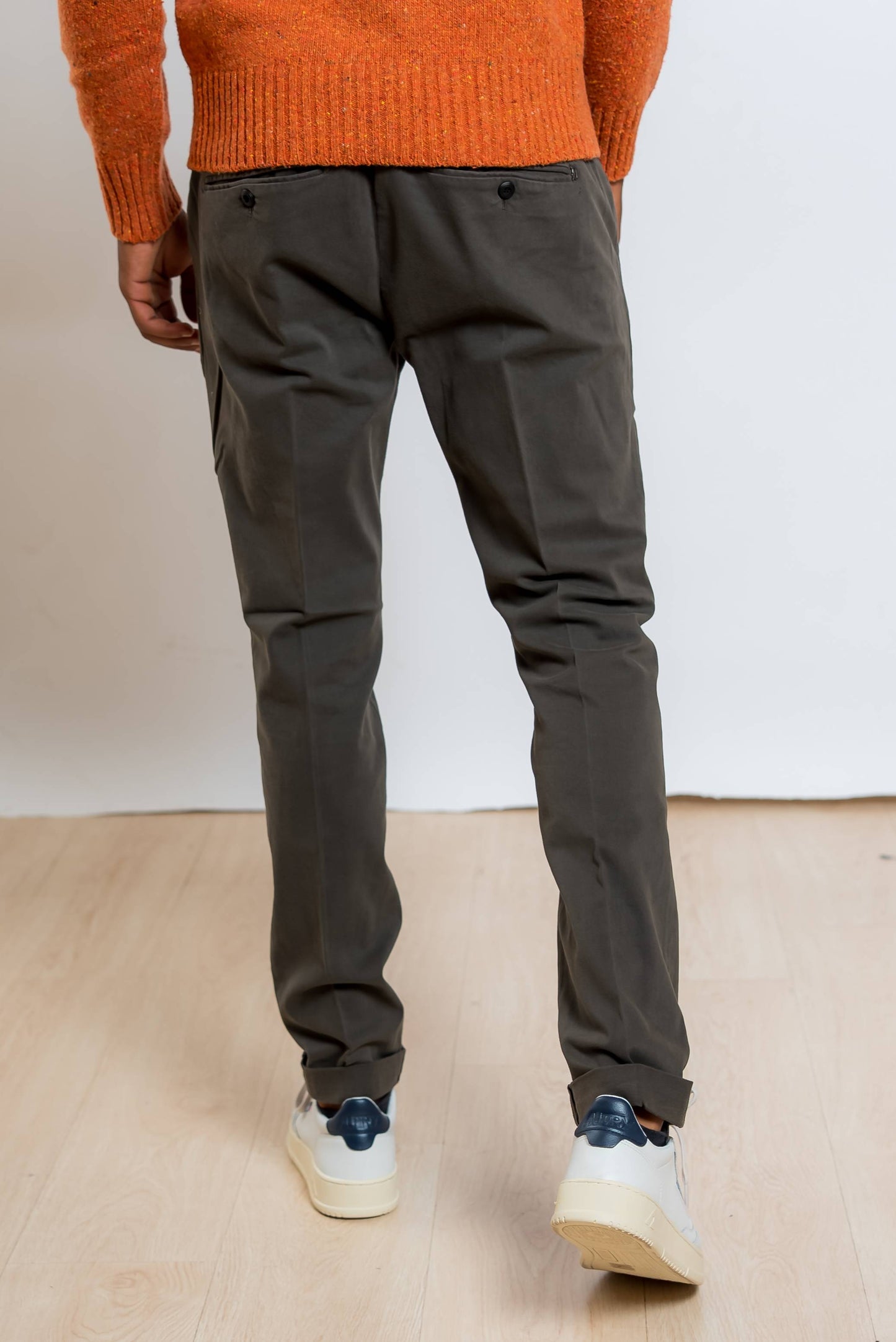 dondup pantalone gaubert uomo modello chino - visibilità posteriore