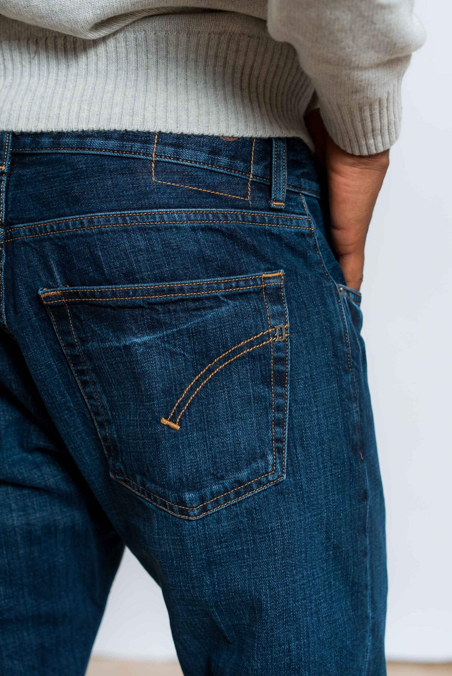 Jeans Dian Blu Scuro Carrot Slim Fit