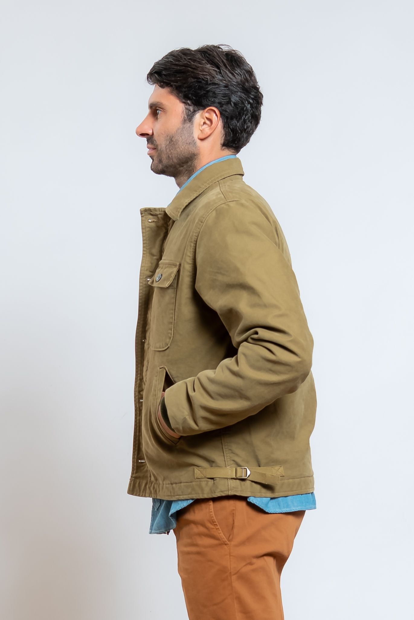 chesapeak's giubbino a2 deck realizzato in cotone verde con colletto a camicia - vista laterale