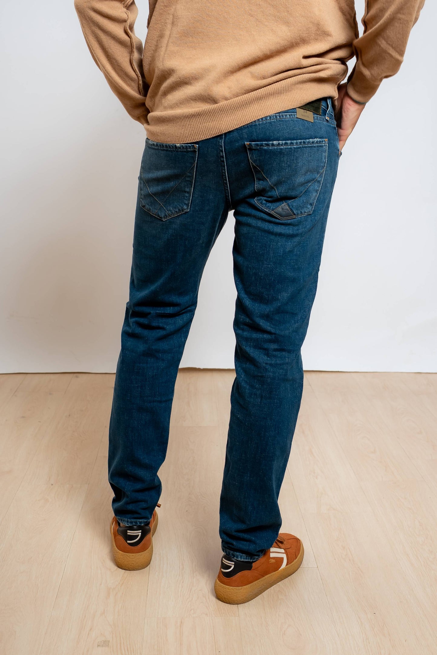 roy roger's uomo jeans blu 517 chelsea slim fit, vista posteriore