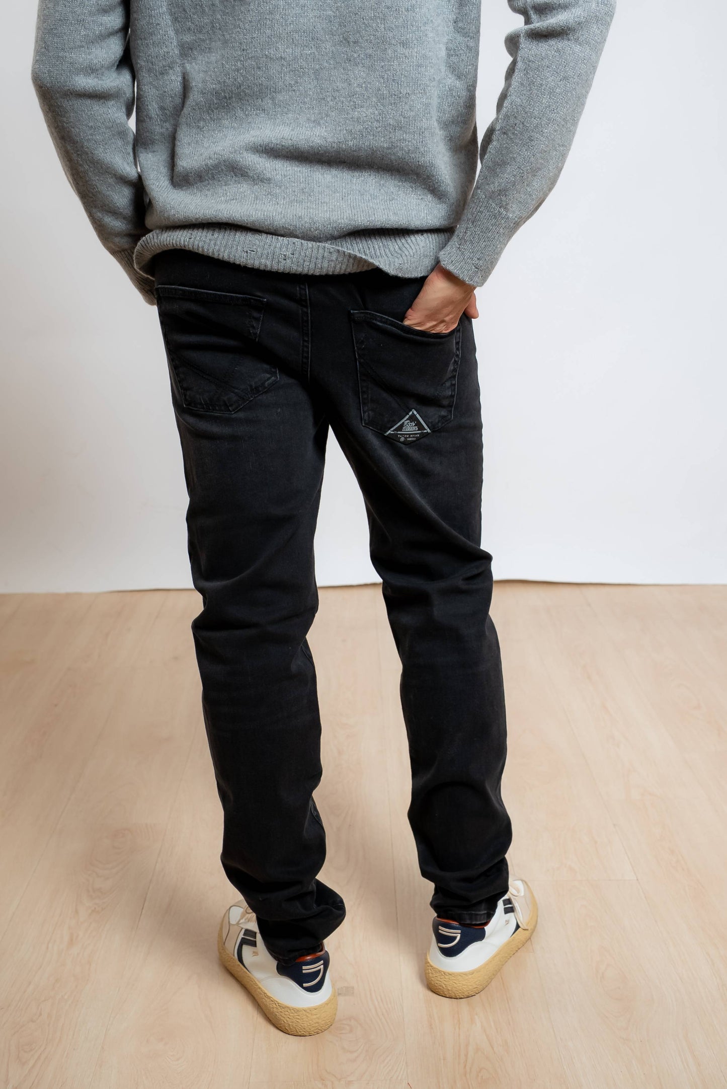 roy roger's uomo Jeans Nero 517 Farrel Slim Fit, vista posteriore