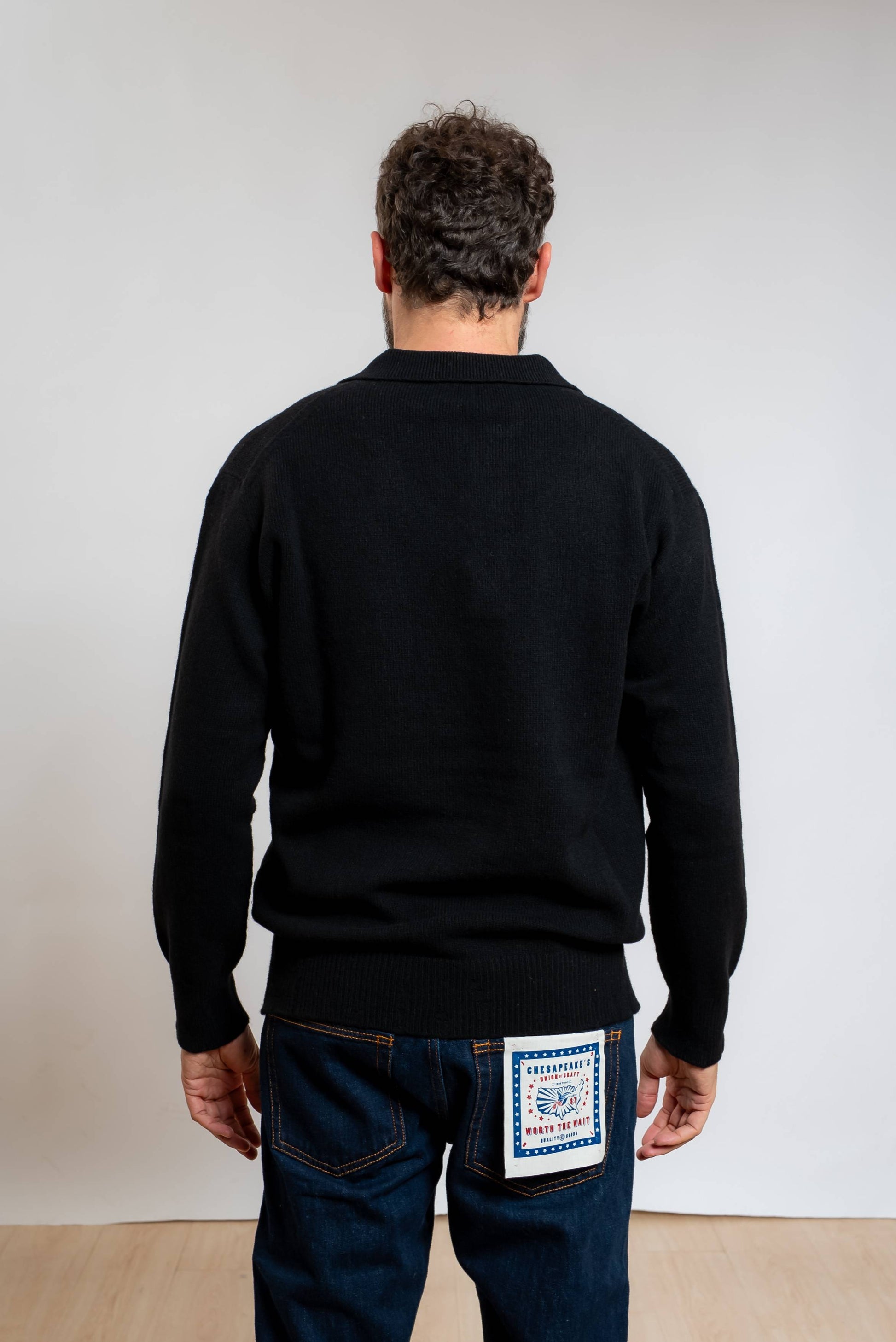 amaranto uomo polo nera a maniche lunghe in lana e cashmere, vista posteriore