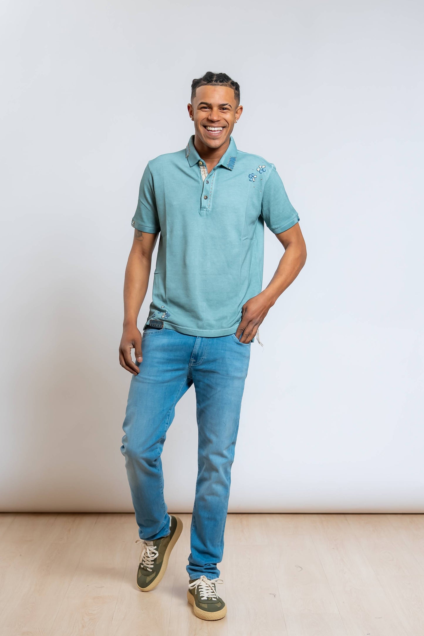 Polo Ricky Verde con Ricami Floreali