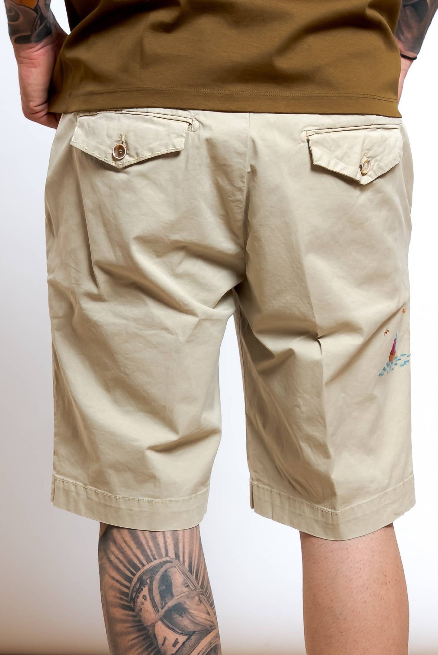Bermuda Out in Cotone Beige con Ricami