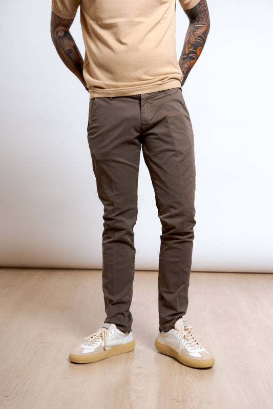 Pantaloni New Rolf in Cotone Marrone