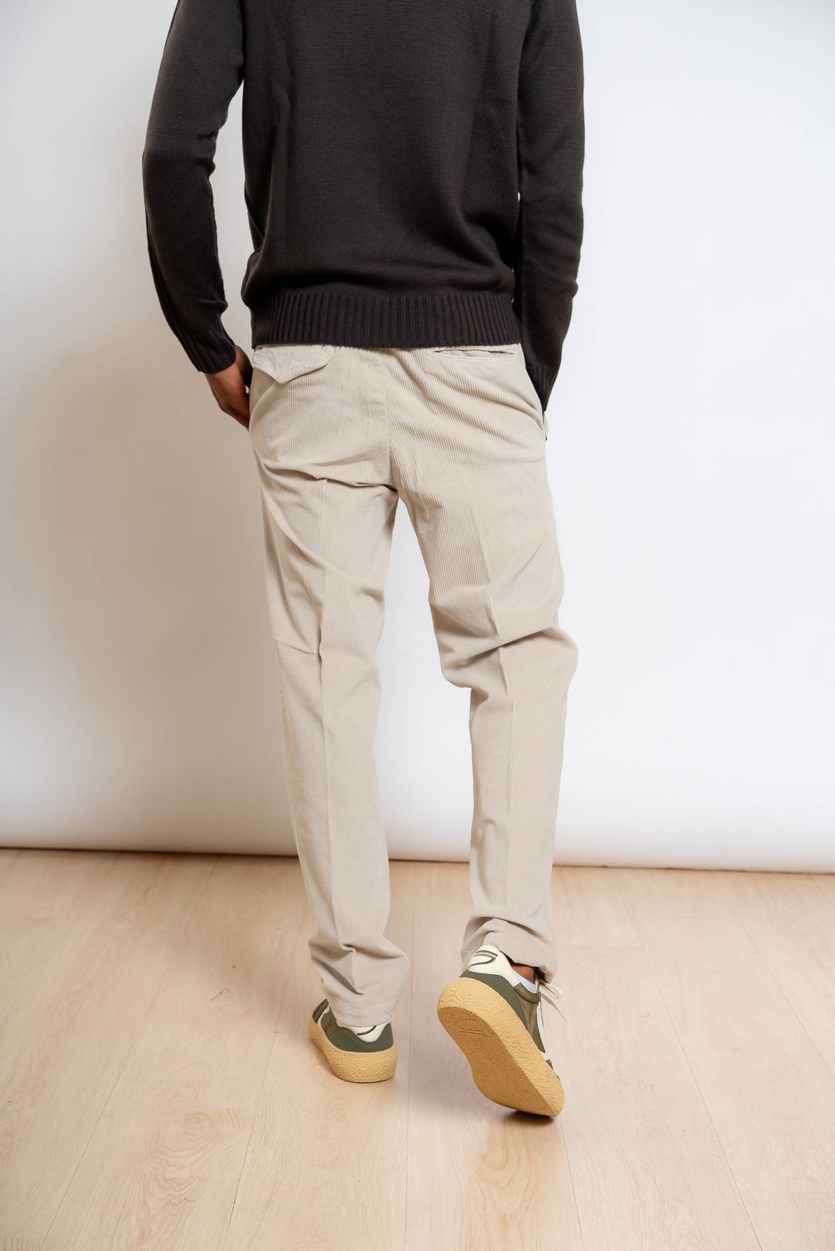 Pantalone Greg in Velluto a Coste Beige
