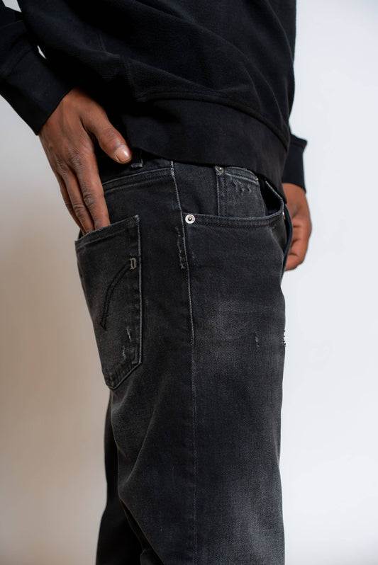 Jeans Dian Nero Carrot Slim Fit
