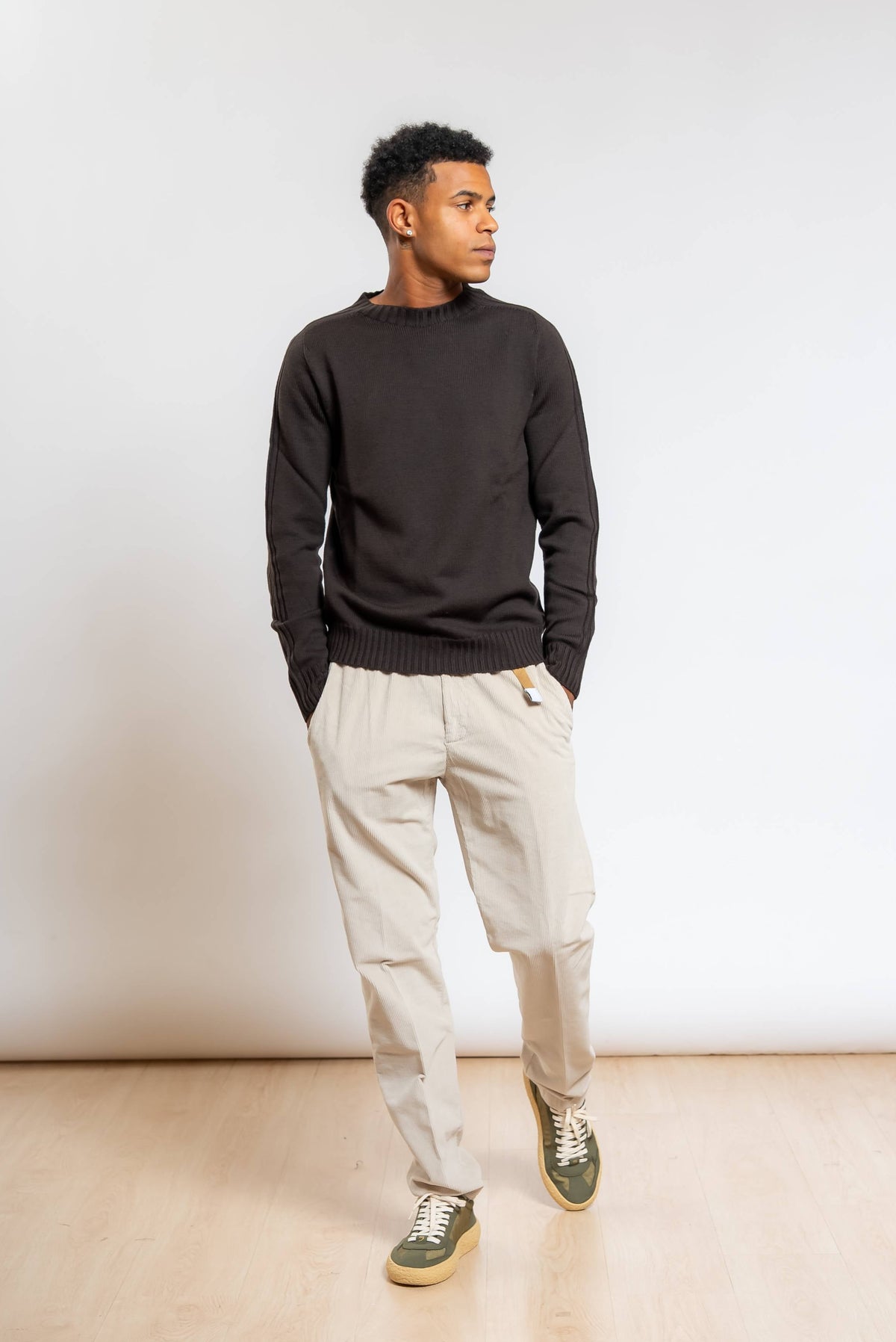 Maglione in Lana Marrone con Lavorazione