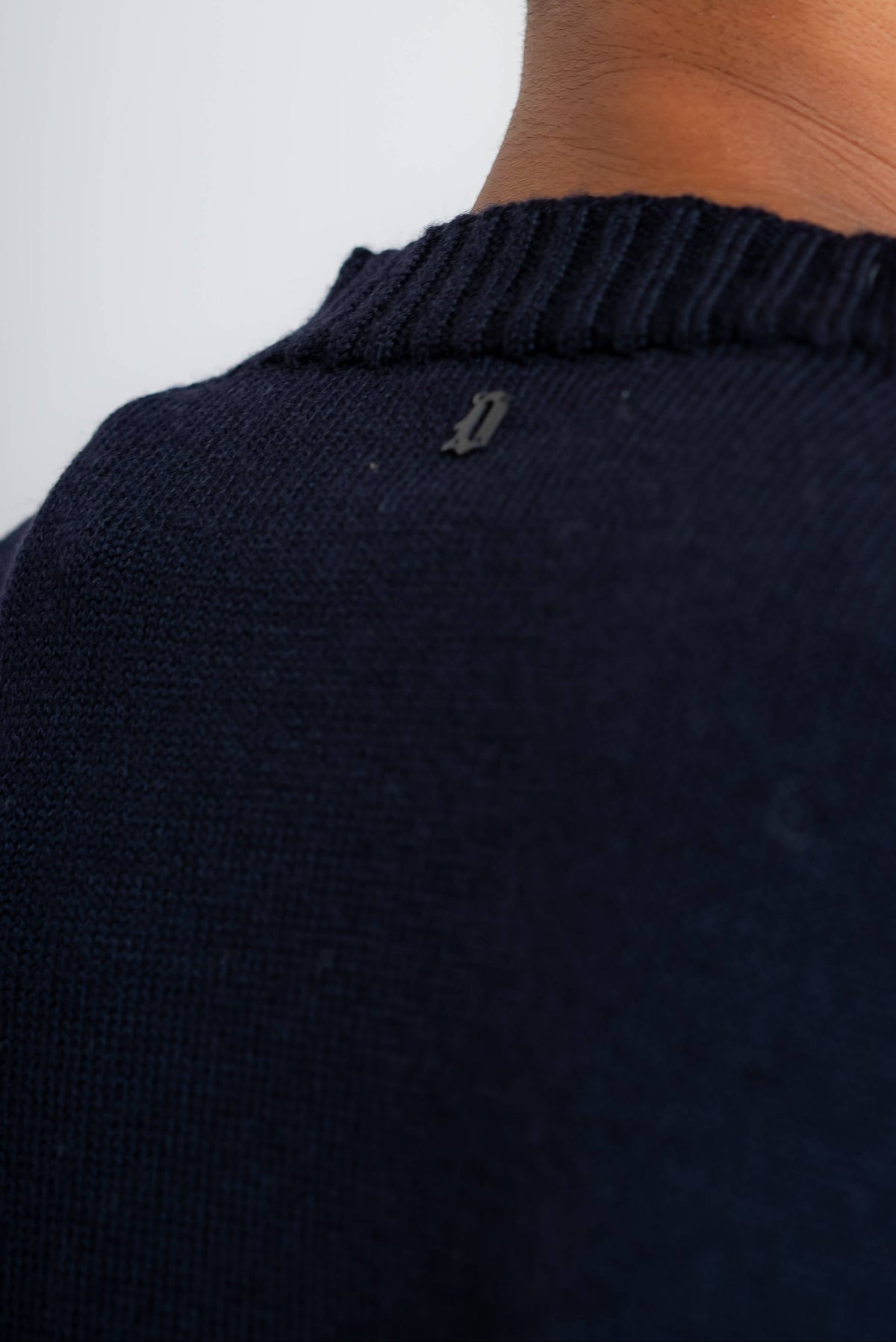 Maglione in Lana Blu con Lavorazione