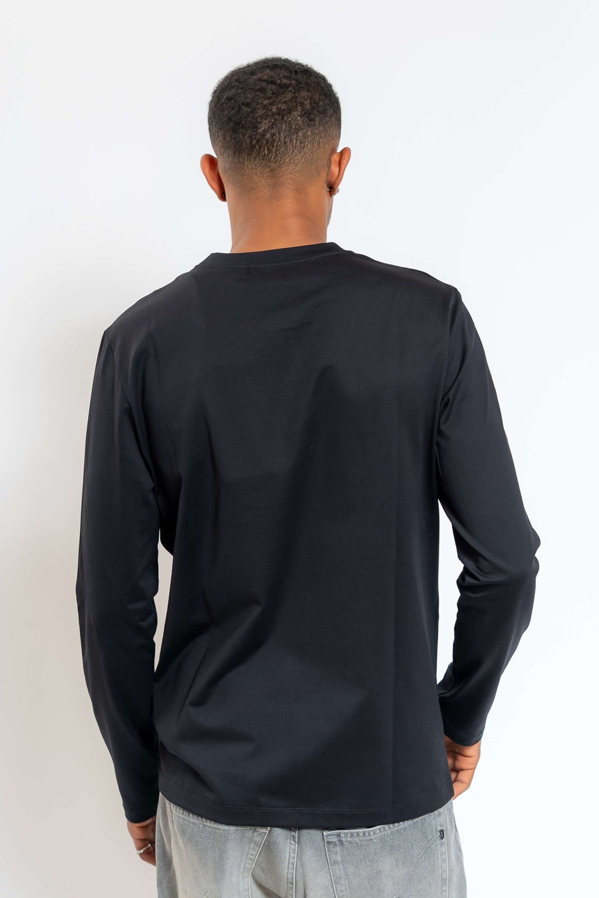 T-shirt a Maniche Lunghe in Cotone Nero