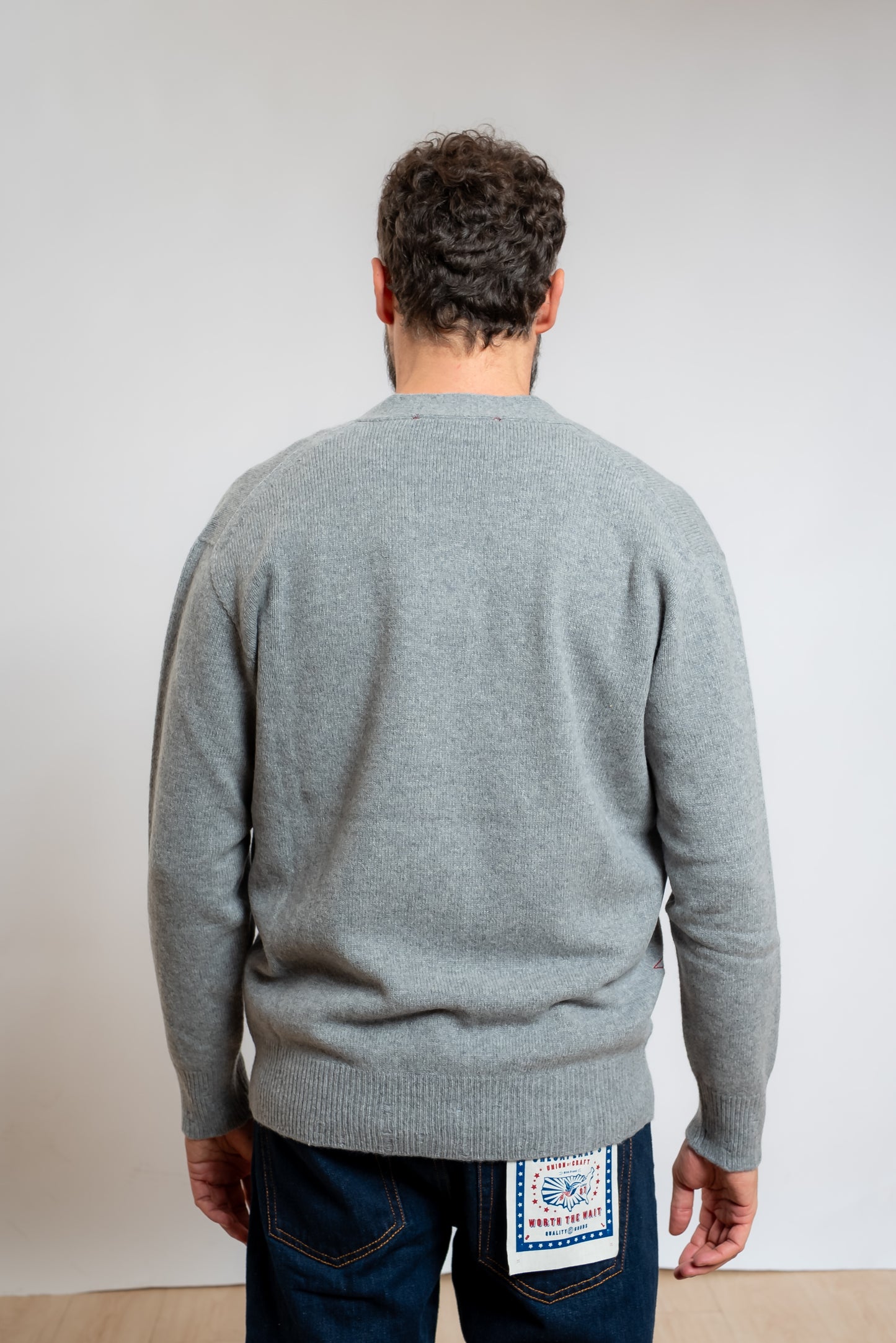 Cardigan Grigio in Lana e Cashmere