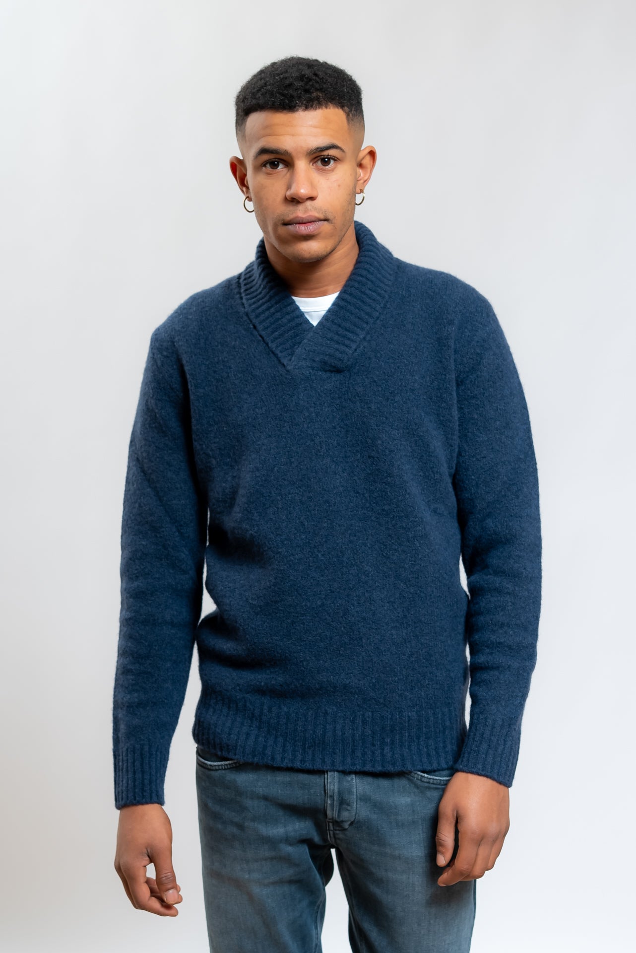 Maglione Blu in Lana con Colletto