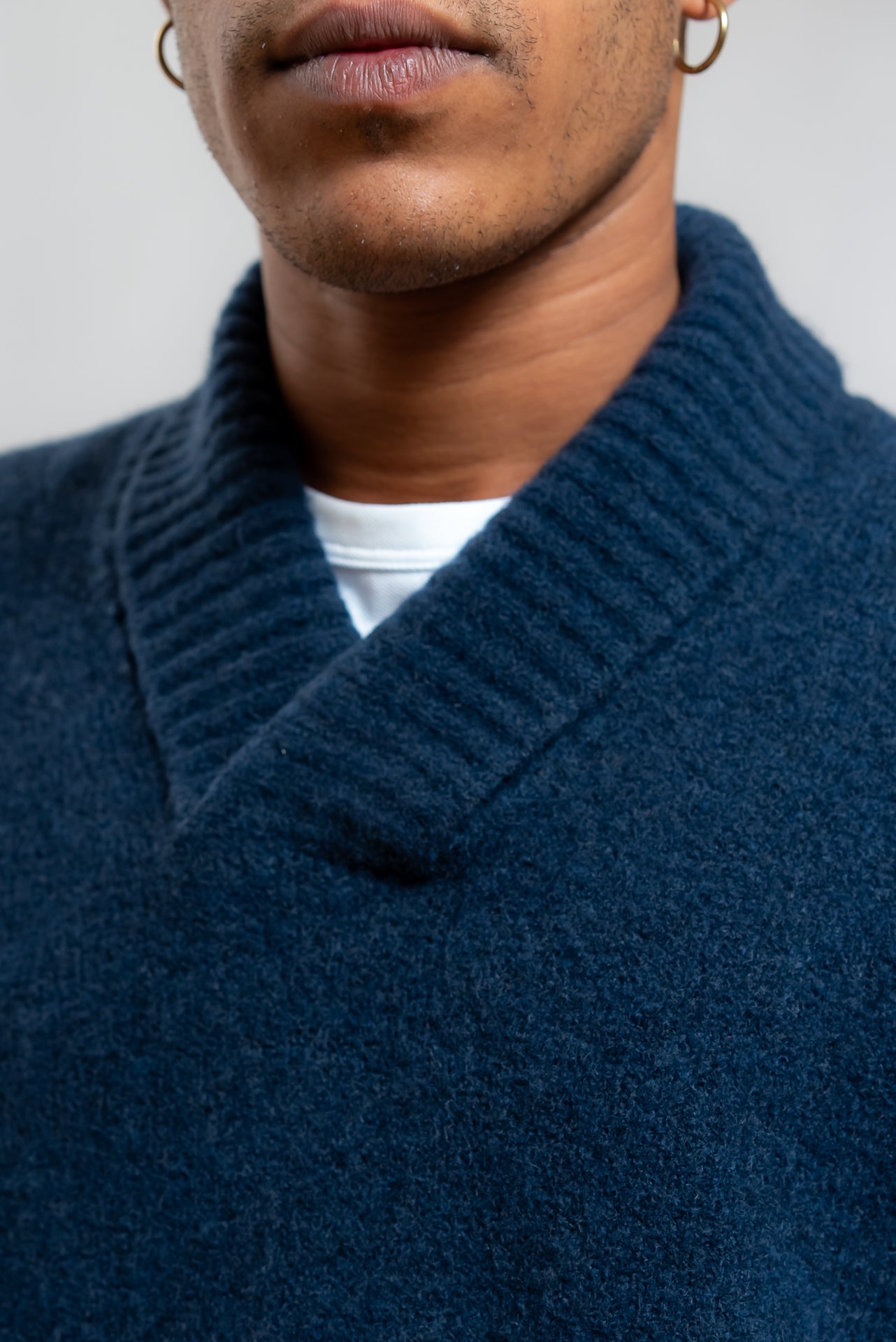 Maglione Blu in Lana con Colletto