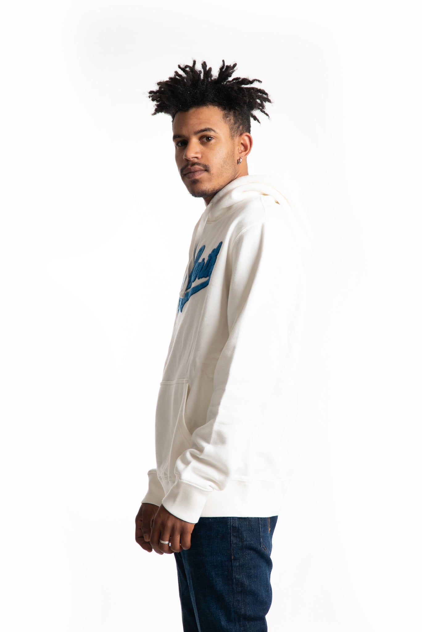 mc2 saint barth felpa uomo bianca con scritta azzurra sul davanti, lato