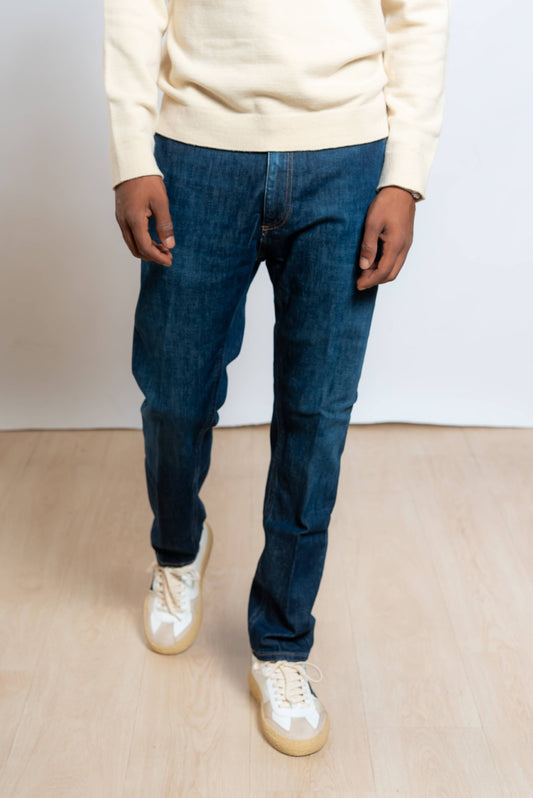 jeans di dondup modello jeff blu con vestibilità carrot fit - visuale frontale