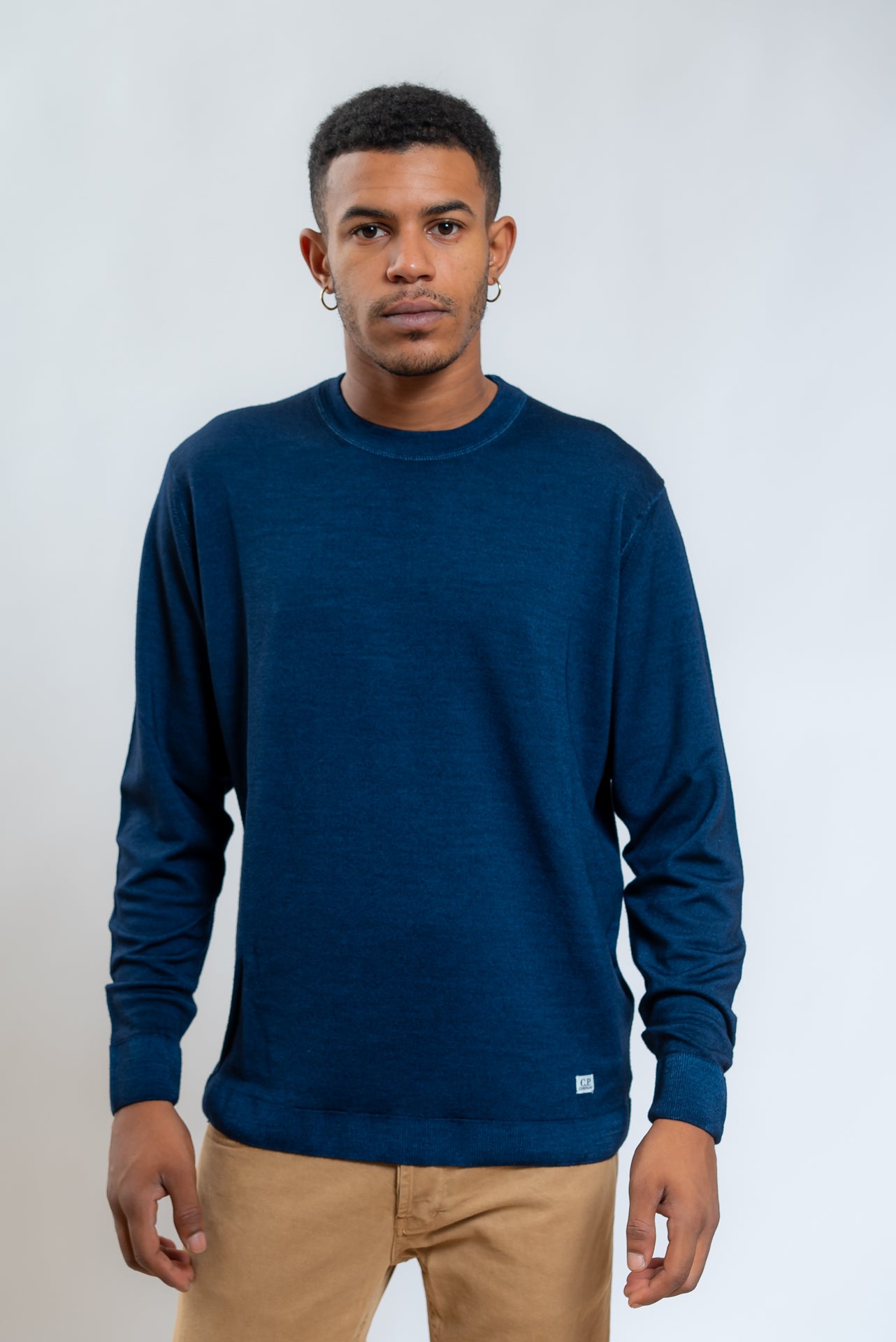 cp company maglia blu a girocollo in lana merino, fronte