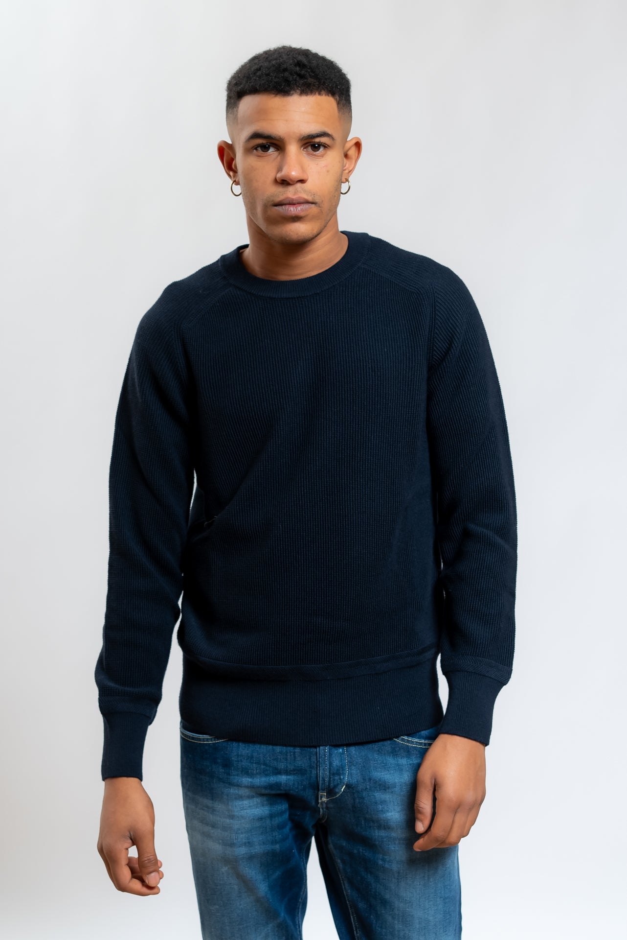 Maglia Blu a Girocollo in Lana Lavorata