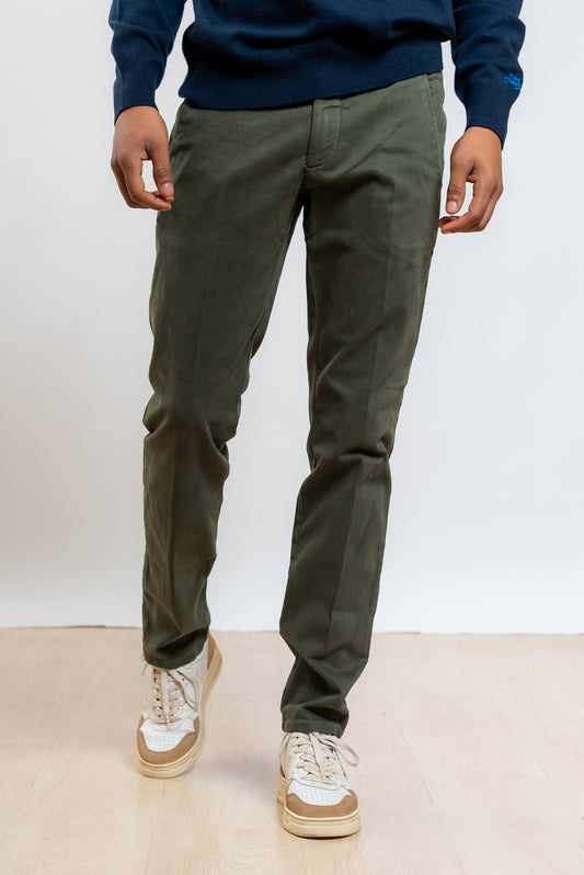 Pantalone Chino New Rolf In Gabardina Verde