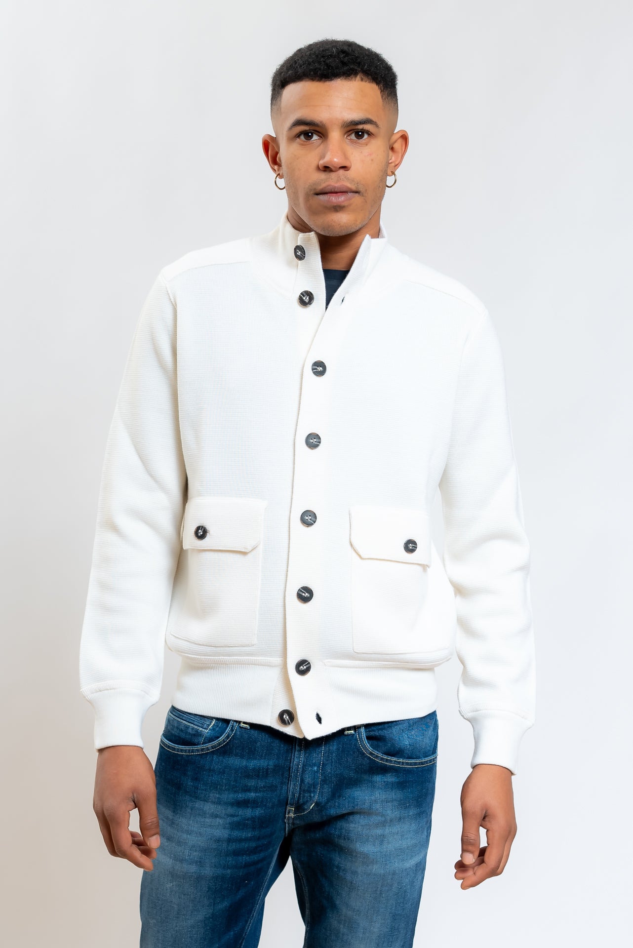 Cardigan Bianco in Pura Lana a Collo Alto