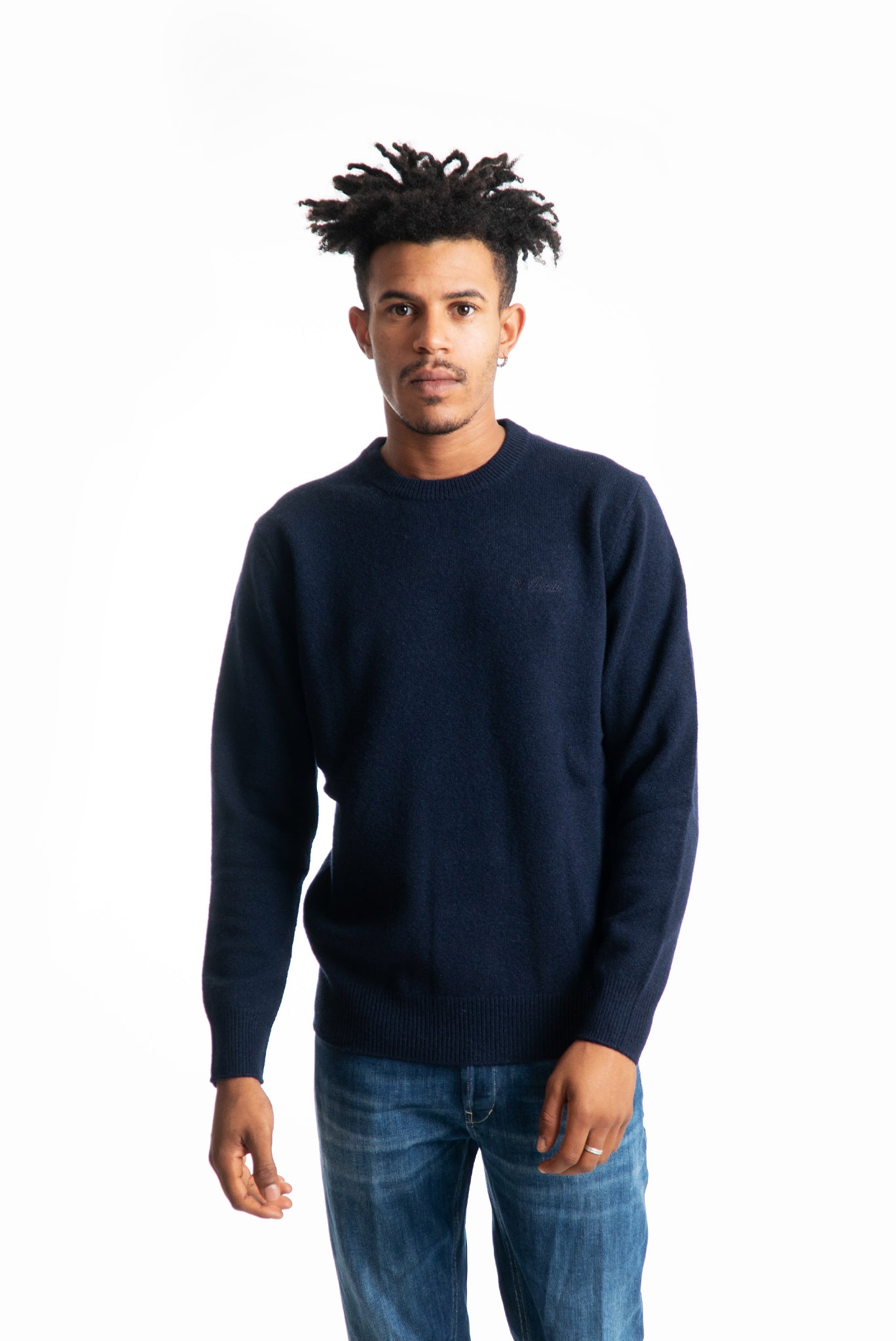 mc2 saint barth uomo maglione blu in pura lana con logo st barth ricamato sul petto, fronte