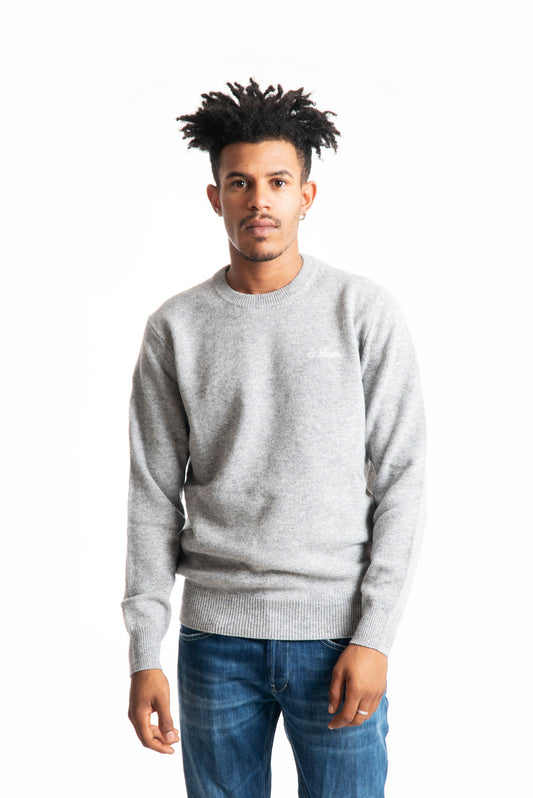 mc2 saint barth uomo maglione grigio in pura lana con logo st barth ricamato sul petto, fronte