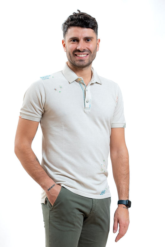 Polo beige bob company in cotone con ricami, fronte