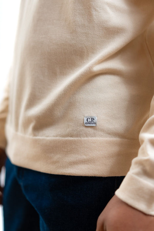 cp company uomo maglioncino beige in cotone sea island, dettaglio