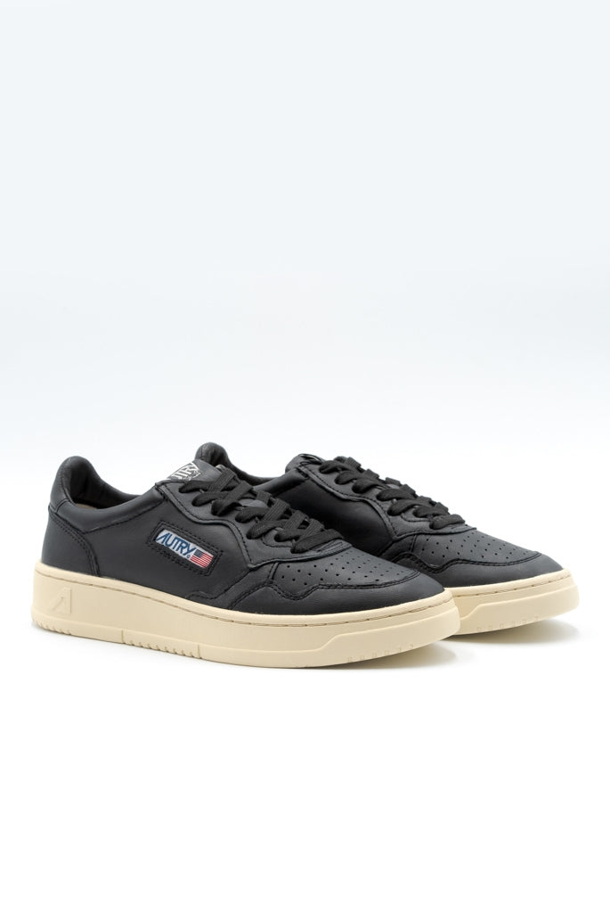 AUTRY - Sneakers Medalist Low in Pelle di Capra Nera