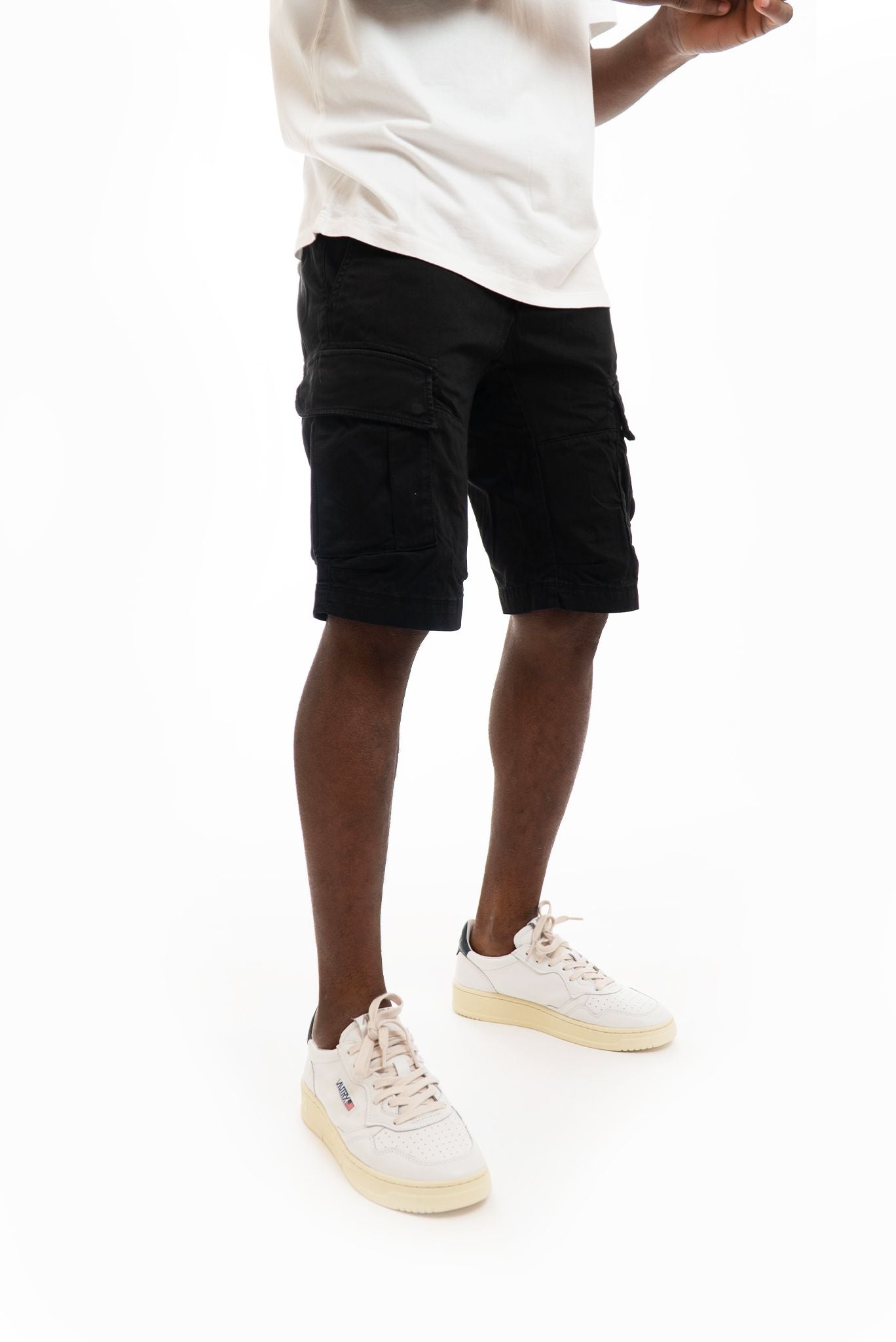 Bermuda Cargo con Tasconi Nero
