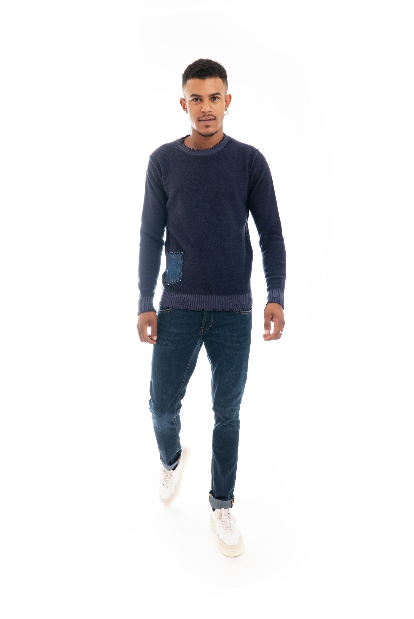 Maglione Blu in Lana con Toppa Denim mi