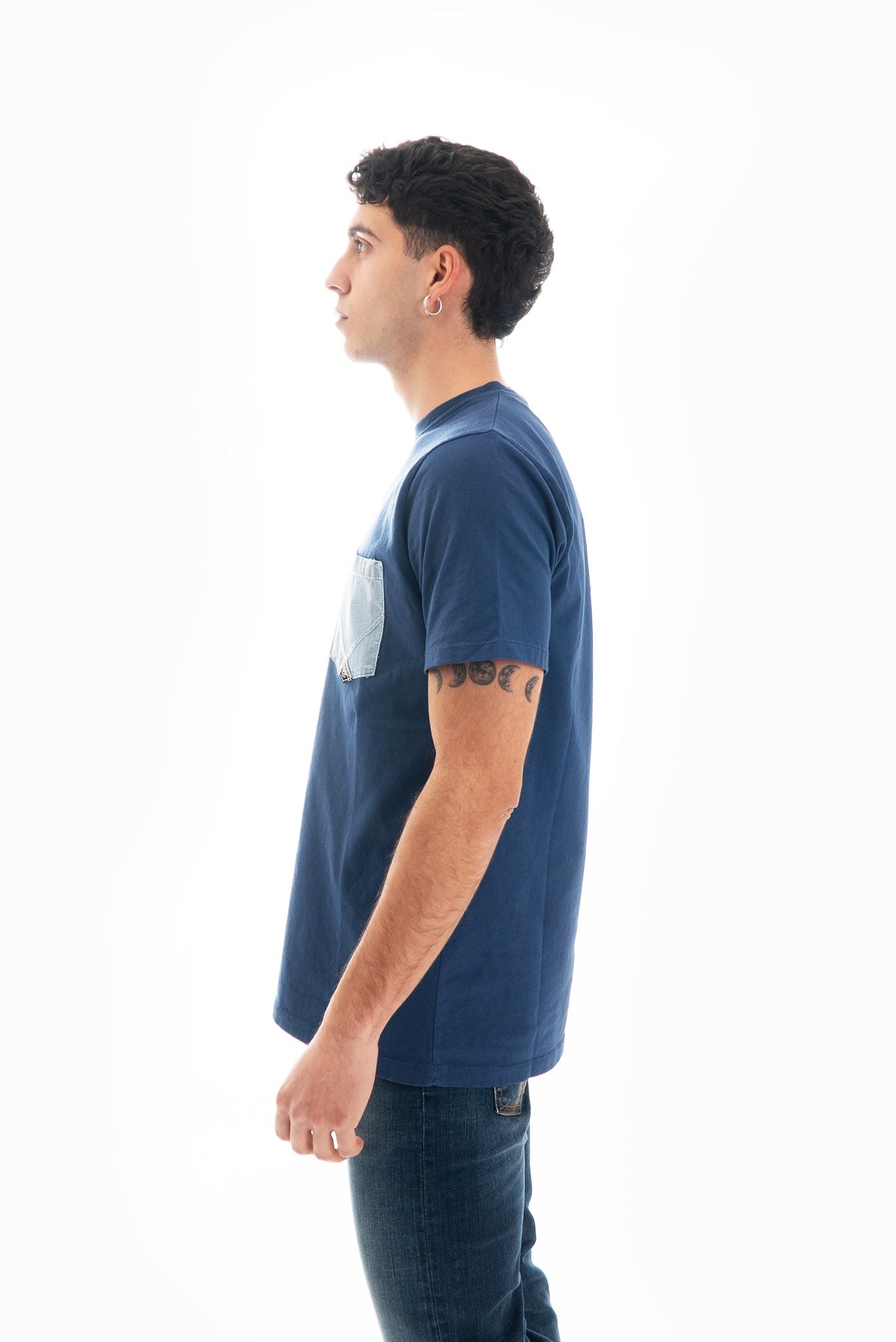 T-shirt Blu con Taschino Denim