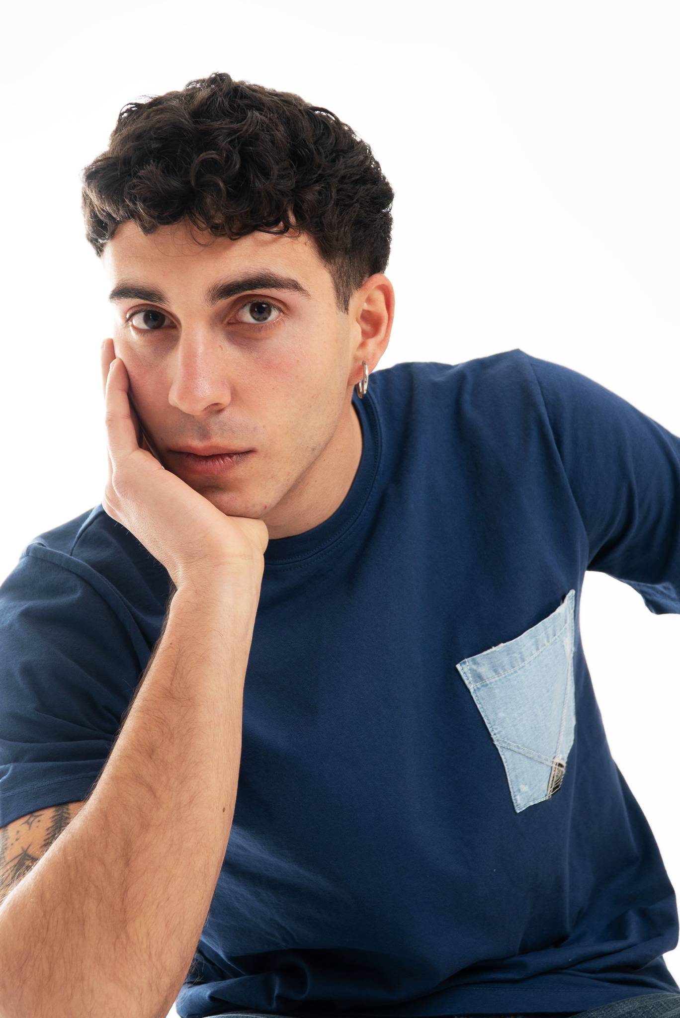 T-shirt Blu con Taschino Denim